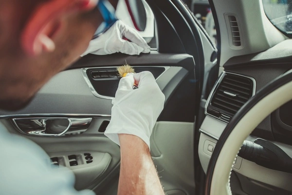 Professional auto glass shop